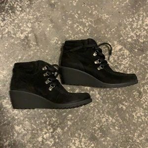 New in box wedge booties